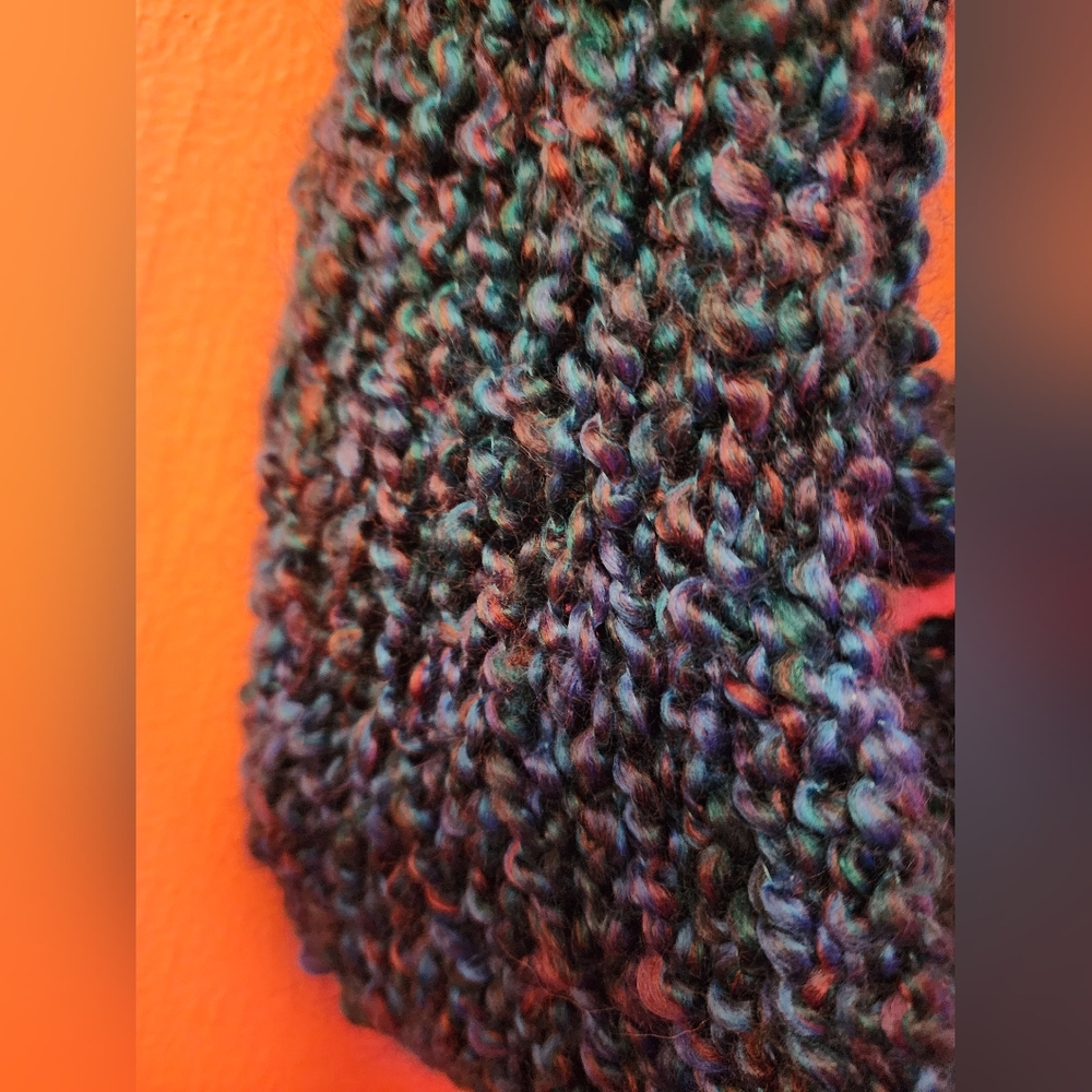 Scarfs - Picture 5 of 8